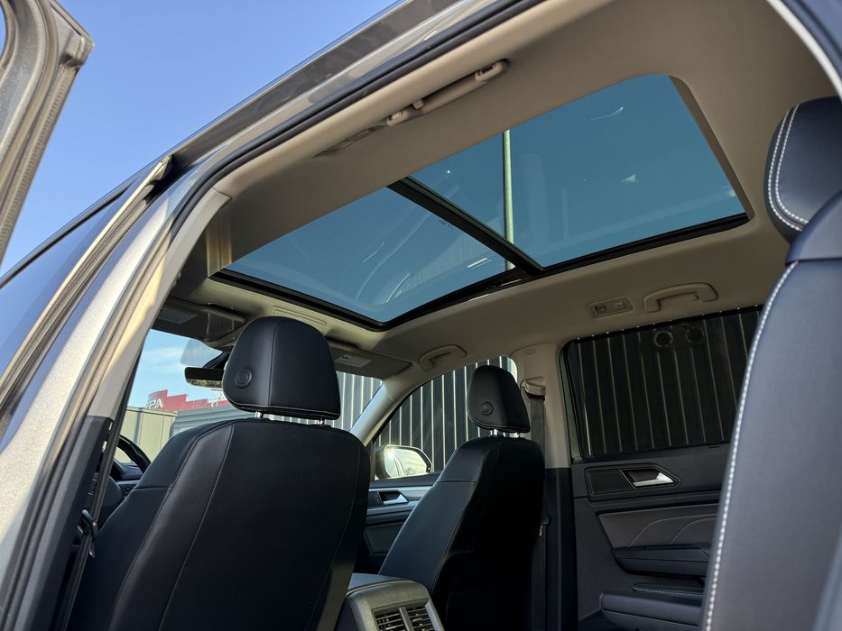 Volkswagen Atlas 2021 року 3.6 бензин автомат, передній привід, 86т.км