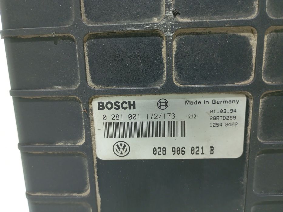 Centralina motor / ECU VOLKSWAGEN Passat Variant (3A5, 35I)