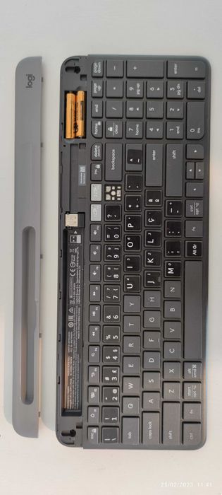 Teclado Logitech K580 sem fios