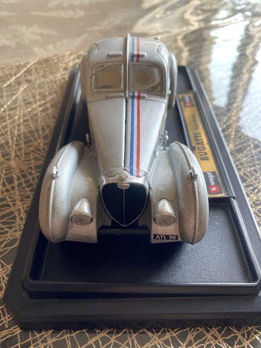 Vendo Bugatti Atlantique (Burago)