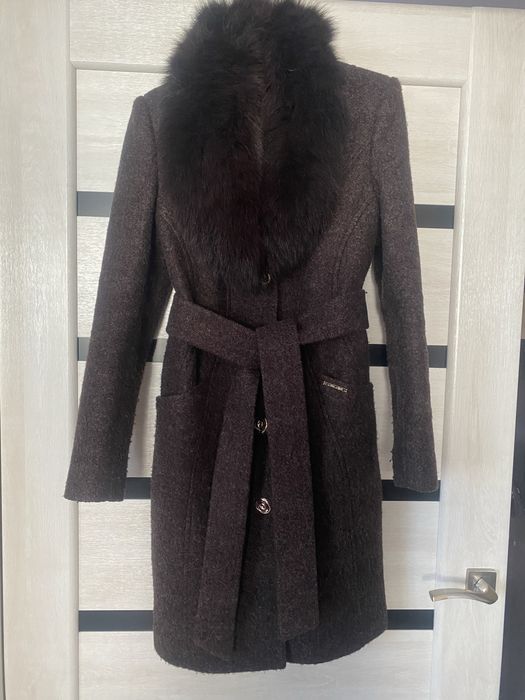 Демісезонне/осіннє/зимове жіноче пальто 44 (М) розміру