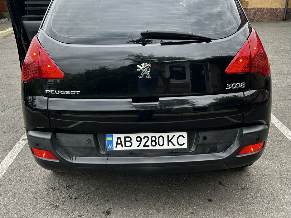 Продам Пежо 3008 1.6 HDI 2011