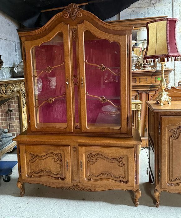 Komoda witryna stół 6 krzeseł w stylu Ludwika