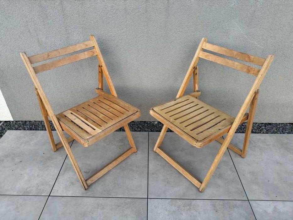 Krzesła drewniane składane