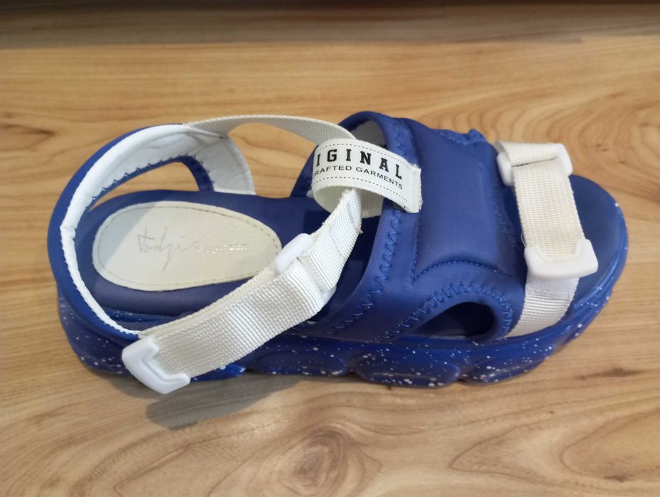 Sandałki na platformie rozmiar 36