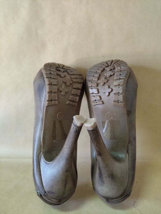 Sapatos tam. 35 como novos