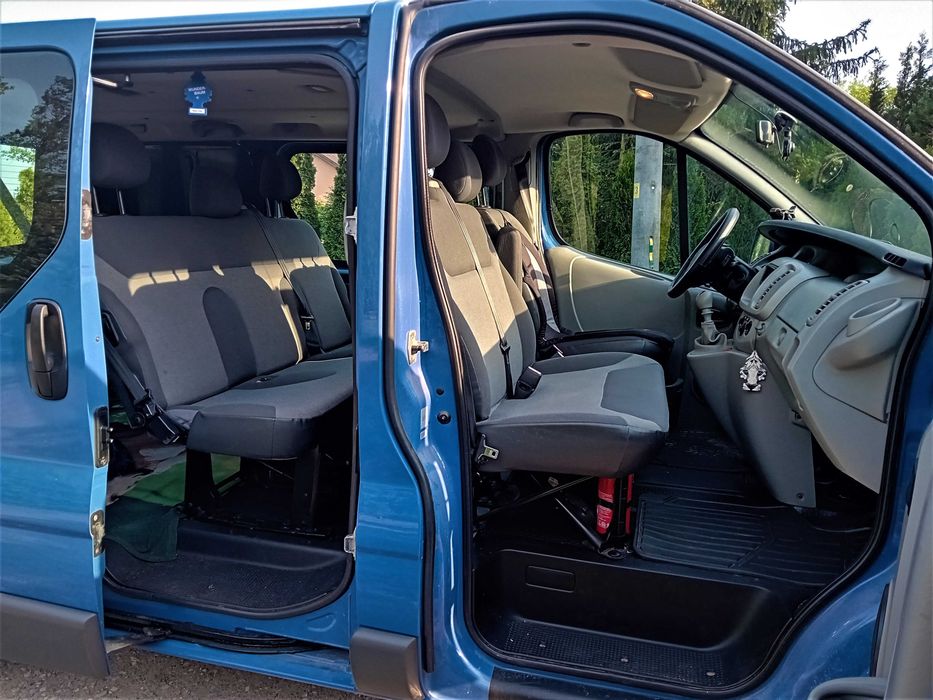 Renault Trafic  2.0 dCi 115 PS  2008r  Passenger , Klima ,Hak..