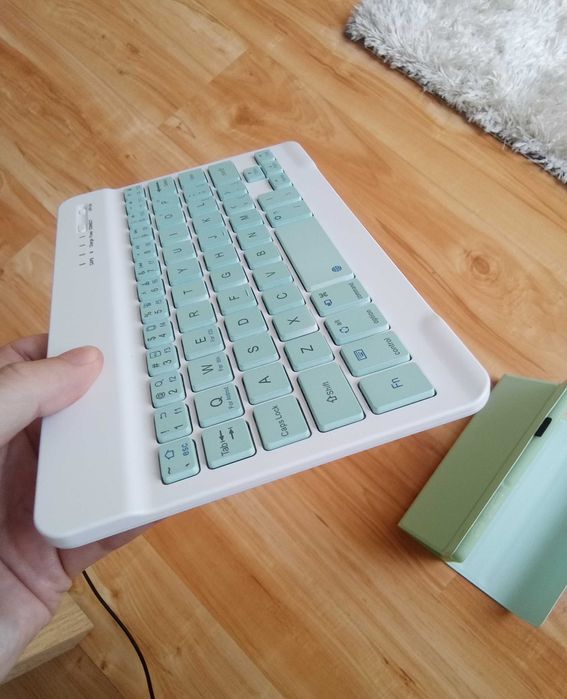 Klawiatura uniwersalna bluetooth