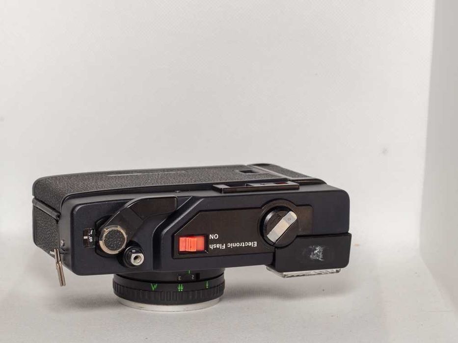 Máquina fotográfica analógica 35 mm Ricoh 35EF (peças ou decoração)