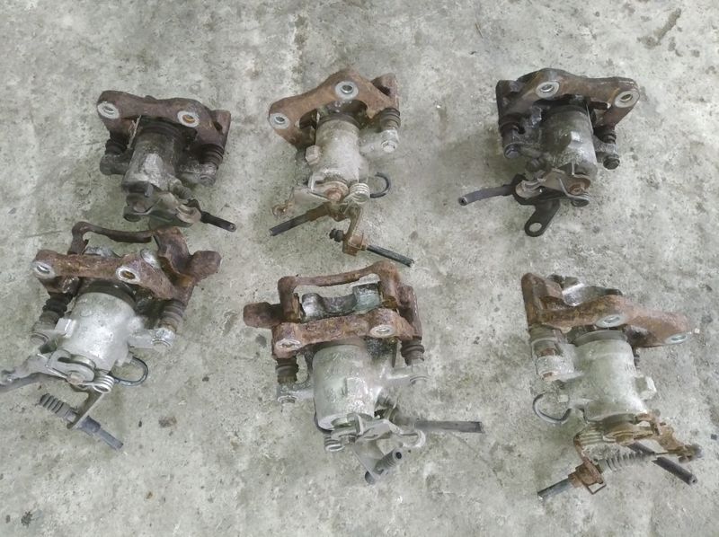 Задний супорт скоба VW Passat B5 Пасат Б5 Golf 4 5 Гольф 4 5 T5 Tauran