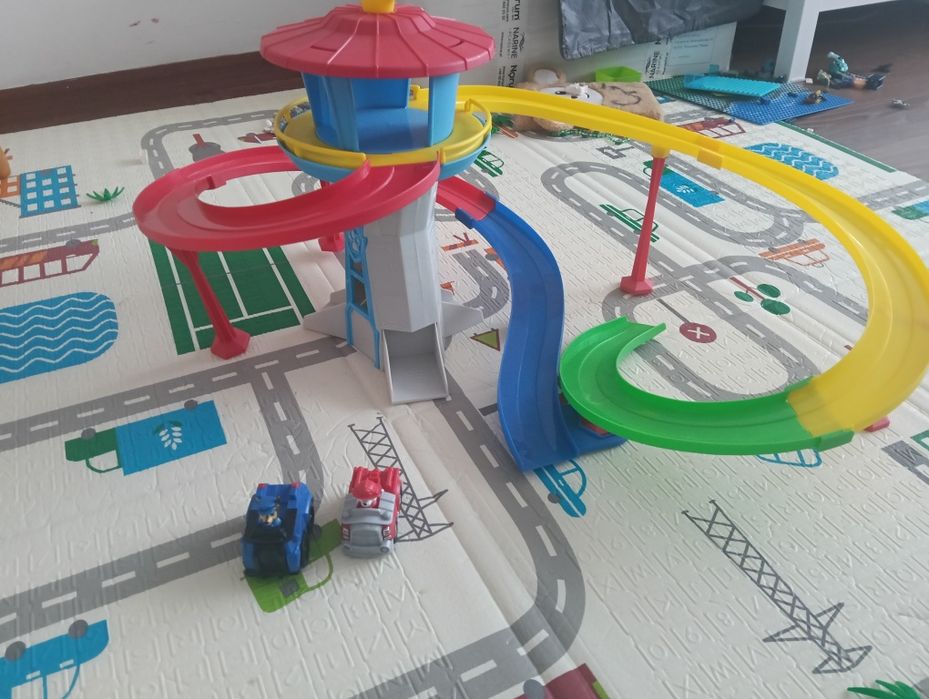 Baza psi patrol 2 autka