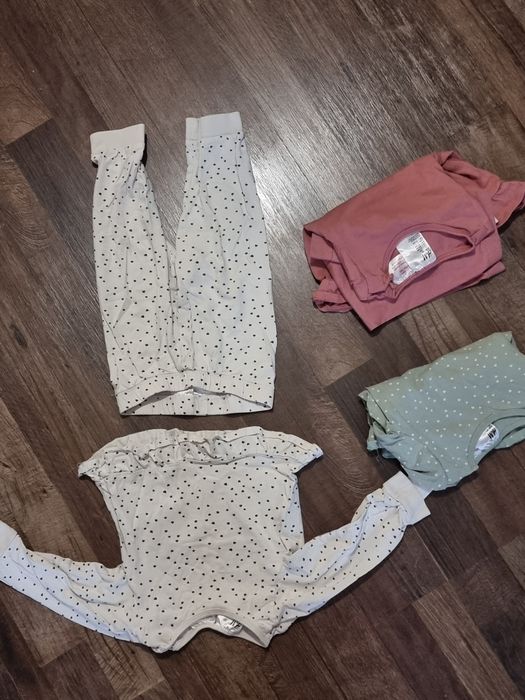 Piżamki 3 szt h&m 80 falbanka