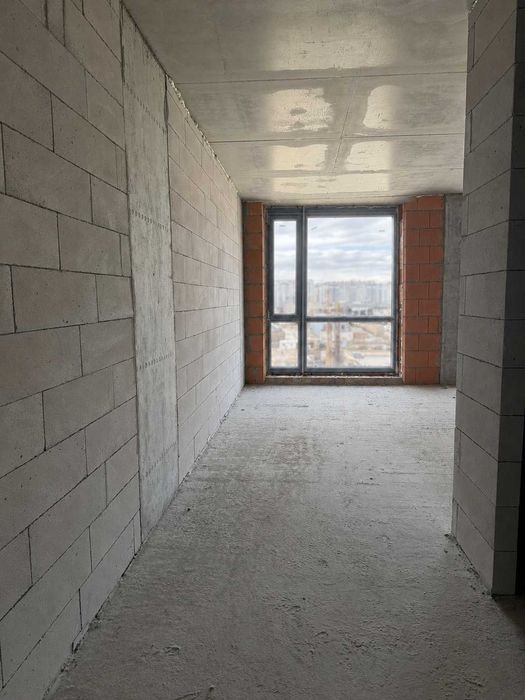 Продам однокімнатну квартиру неподалік міського парку