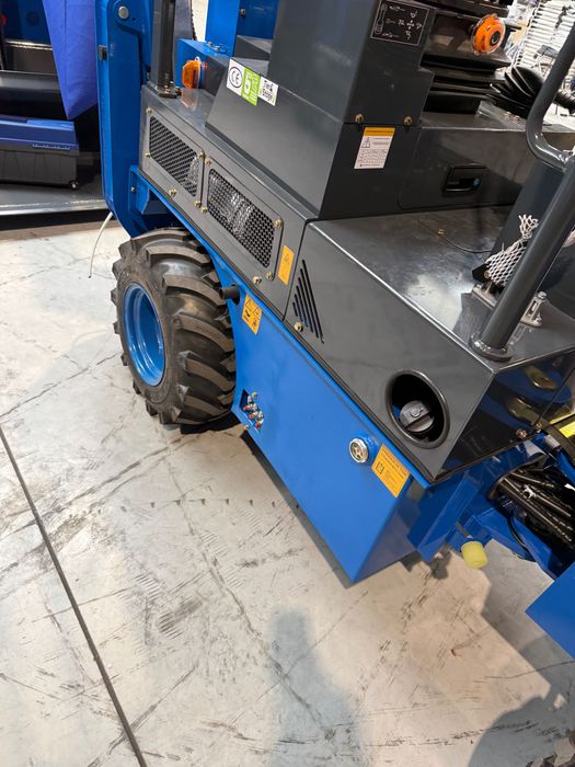 OFICJALNY Dealer Rippa Płotex Złoczew Nowa Koparko - Ładowarka RIPPA RB06 Kubota ładowarka koparka RL06