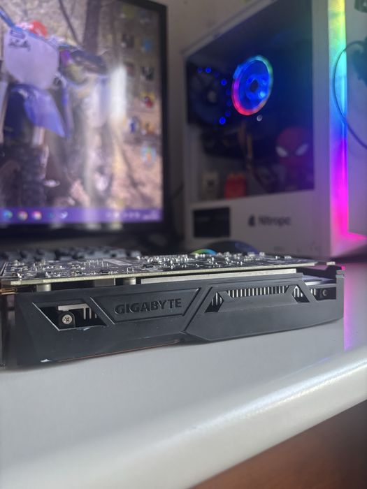 GTX 1050 Gigabite