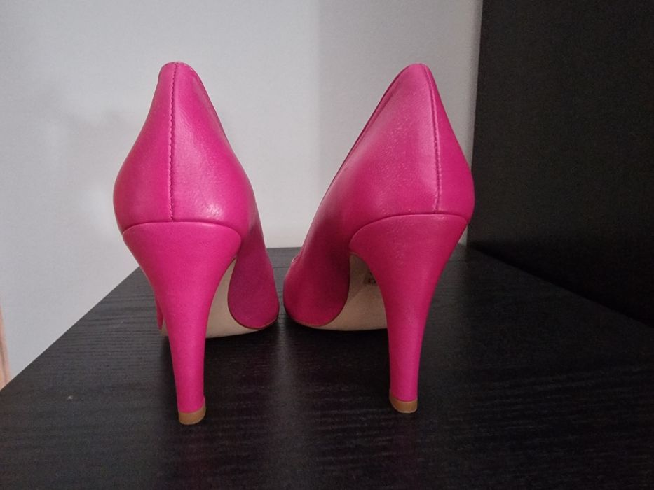 SAPATOS em pele TAM.38 Fucsia