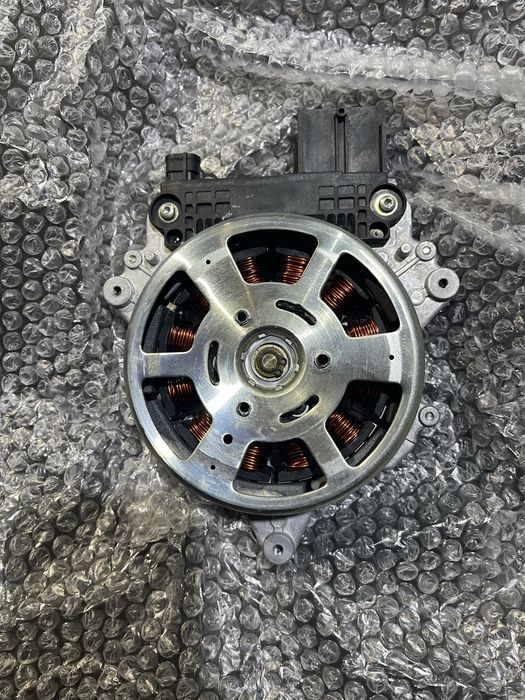 Привод с блоком управления вентилятора охлаждения TOYOTA