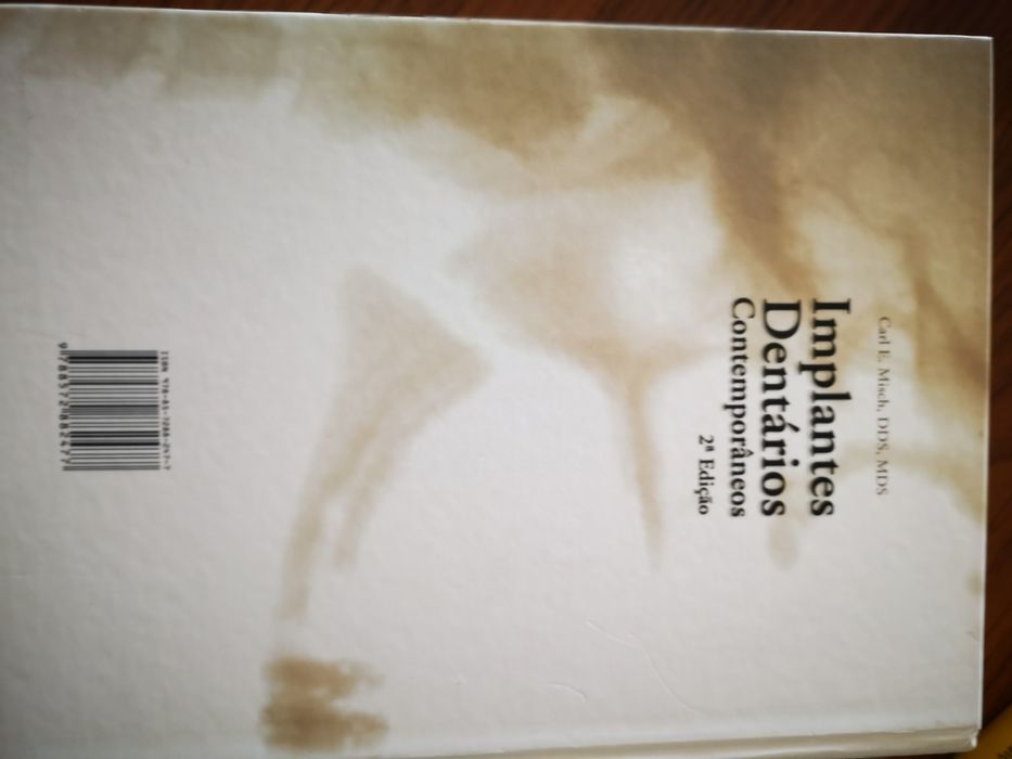 IMPLANTES Dentários contemporanios  Carl É. Misch