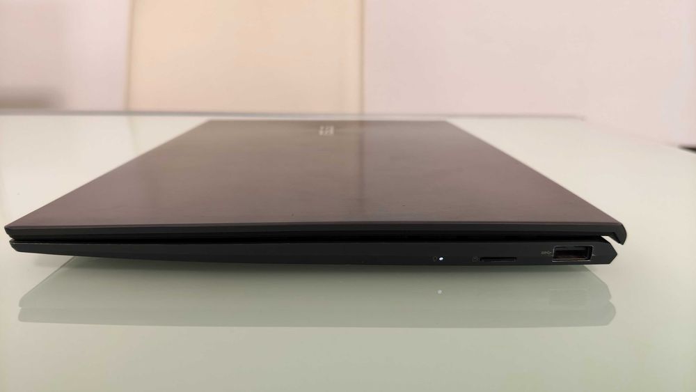 Computador Portatil ASUS ZenBook 13 OLED 13" Ryzen 7 5700U 16Gb 500GB