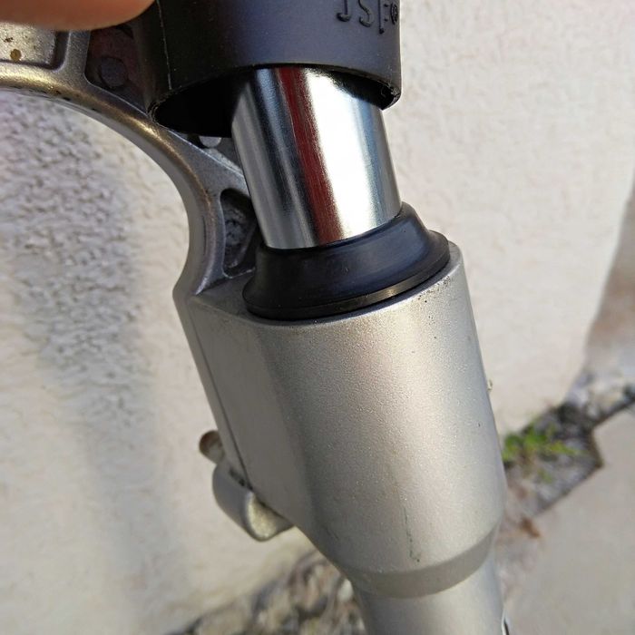 Amortyzator rowerowy przód,JSF-737 Axion,retro MTB 26,pivoty,po serwis