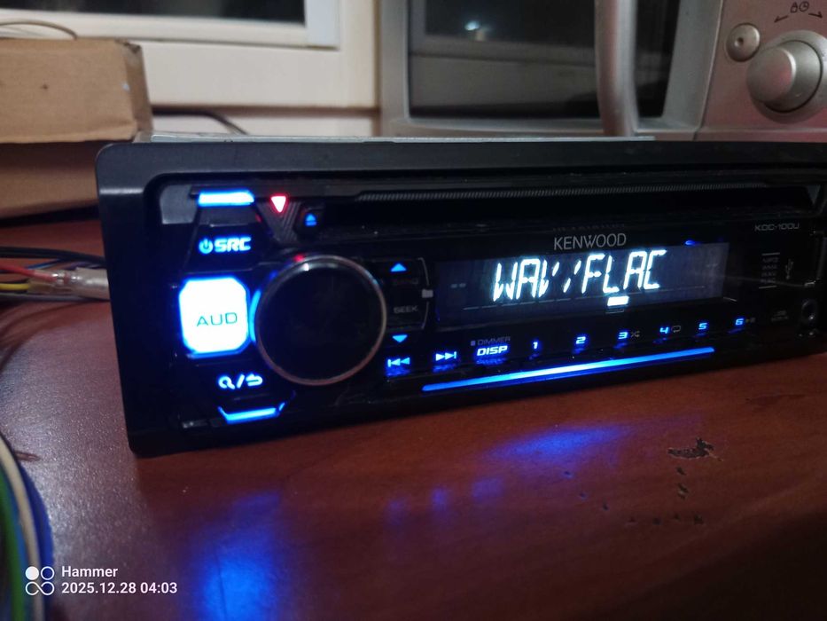 Kenwood KDC-100 UB  CD USB AUX kostka+ kieszeń