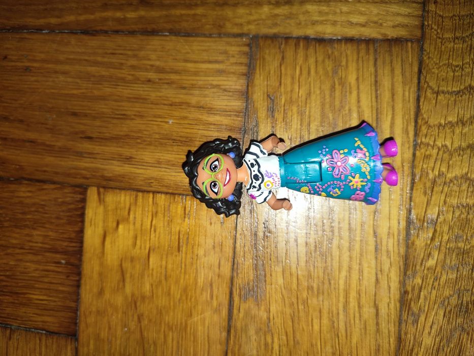 Лялька кукла Енканто Антоніо Мірабель