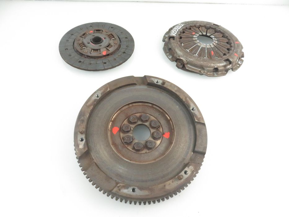 Koło Zamachowe Toyota Corolla Verso E12 2.0 D-4d