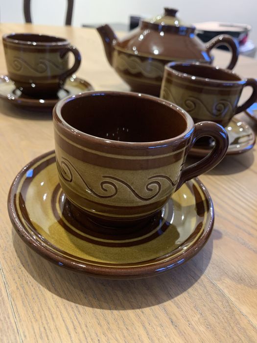 Serwis kamionka filizanki i dzbanek