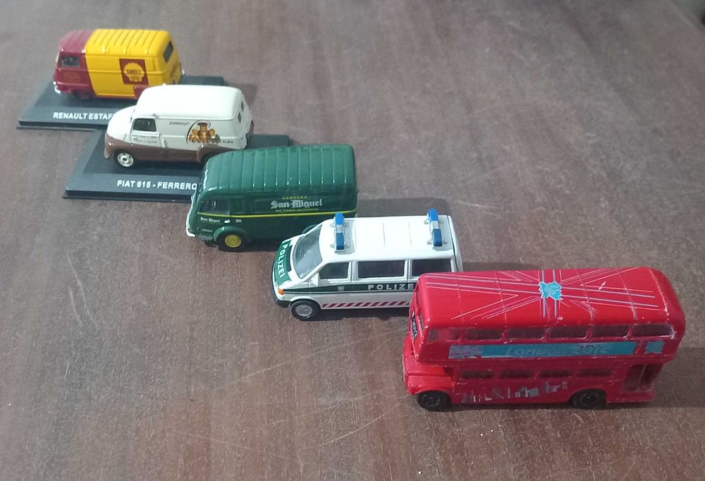 Lote miniaturas escala 1.43
