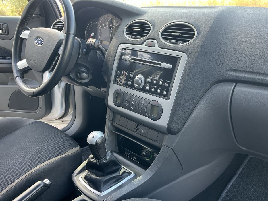 Ford focus poucos klm