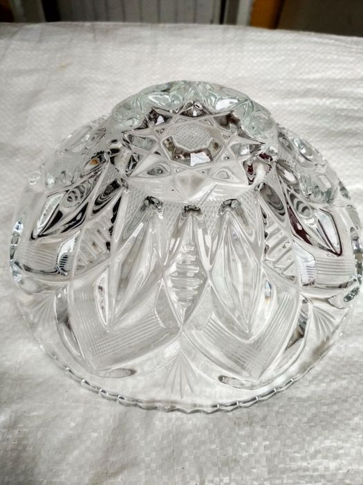 Хрустальная салатница, конфетница