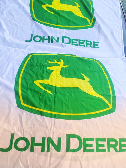 Tela publicitária John Deere