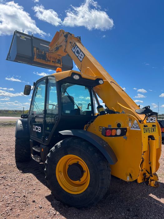 Телескопічний навантажувач JCB 541-70