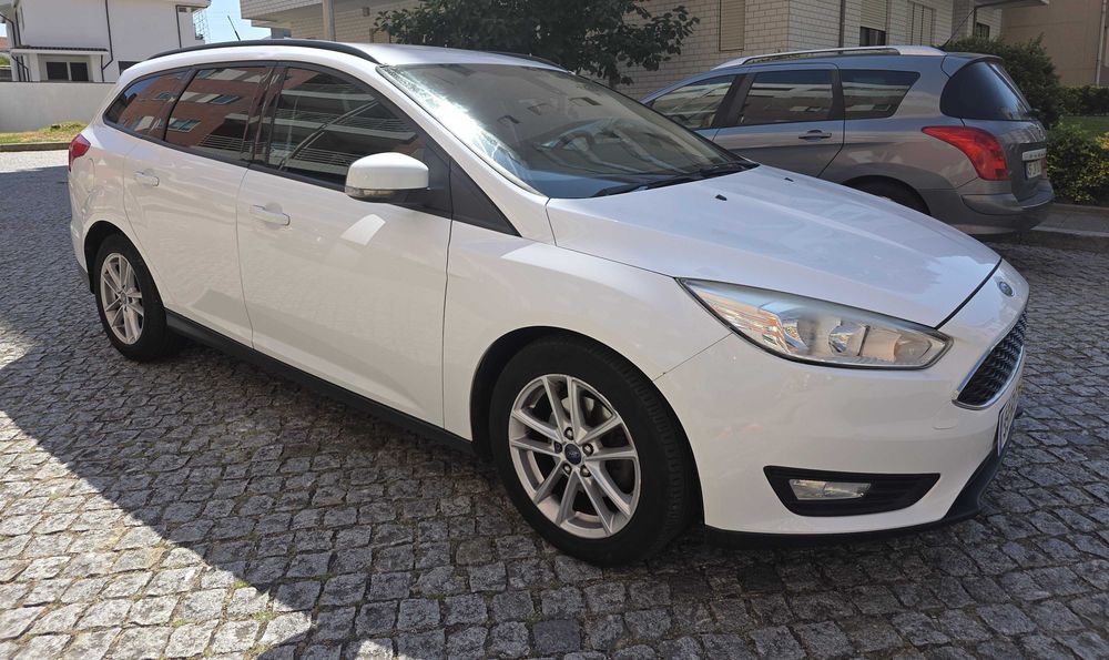 Ford Focus IMPECCABLE!!!504720814454220801