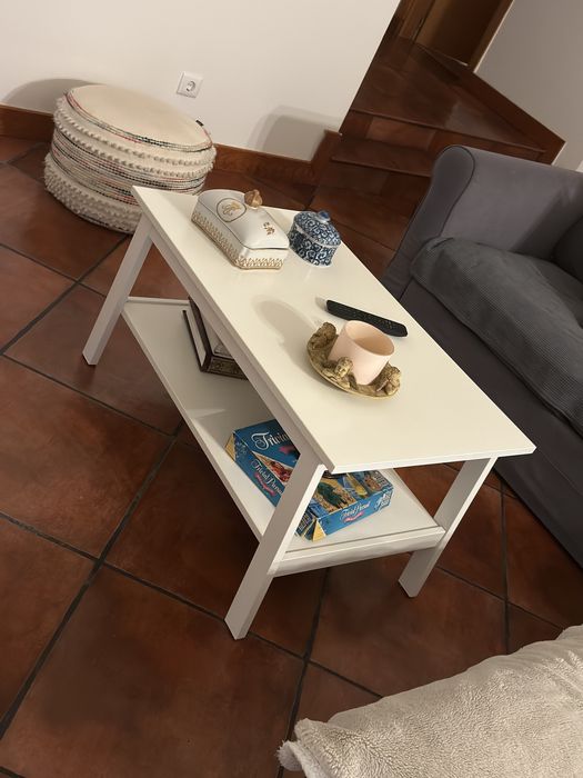 Mesa apoio sala