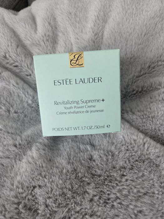 Estee Lauder Revitalizing Supreme