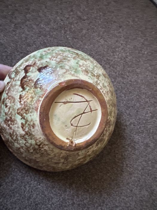 Miska ceramiczna sygnowana do kolekcji