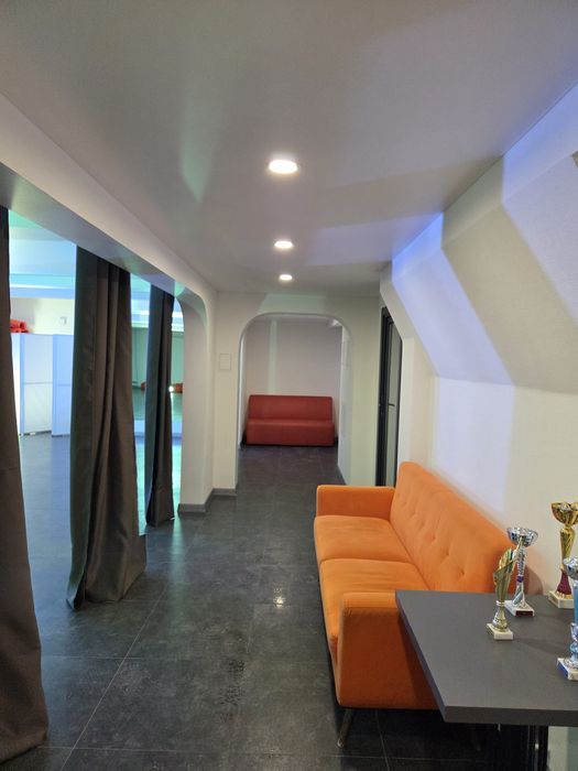 Бровари оренда приміщення, 110 кв, цоколь, година/місяць