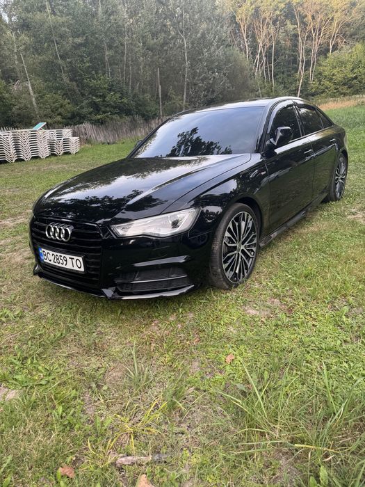 Audi A6 2017р. в хорошій комплектації