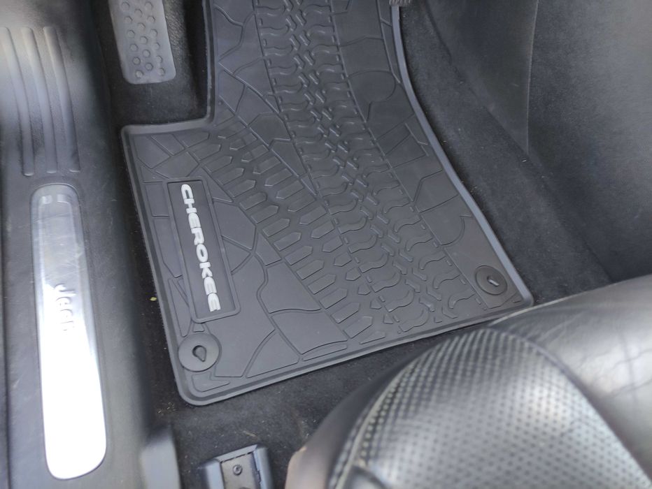 Гумові килимки в салон Jeep Cherokee KL 2014-2025 Джип Чірокі резиновые коврики Чироки Джып