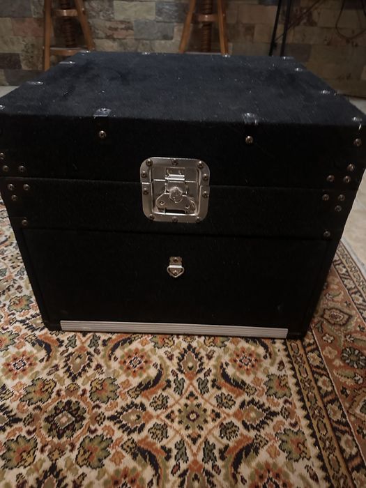 Rack de 3 modulos em muito bom estado.