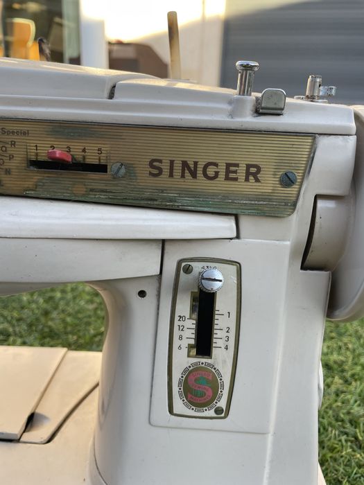 Máquina Singer modelo 431 G (apenas coleção)