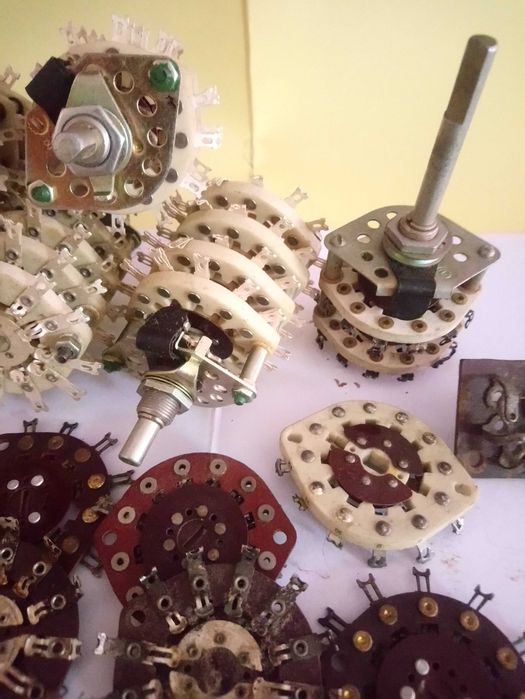 Переключатели посеребрянные.