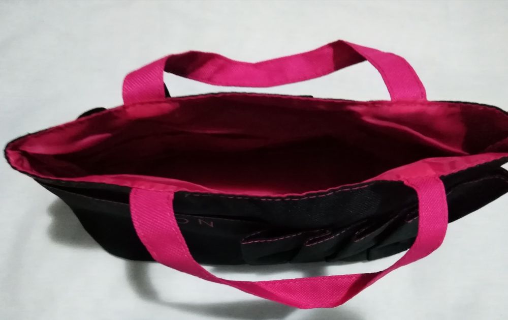SALDOS Conj necessaires Avon
