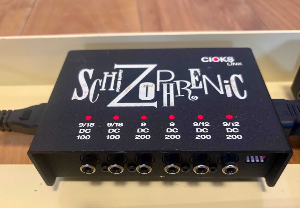 Zasilacz PRO Cioks Schizophrenic do pedalboardów