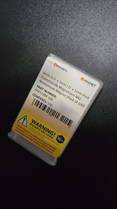 Magnesy neodymowe pierścieniowe 6mm x 3mm x 1mm N42  diametralne 100