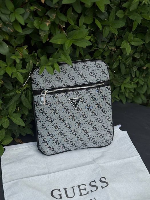 Сумка ВІД Guess,Стан -НОВЕ