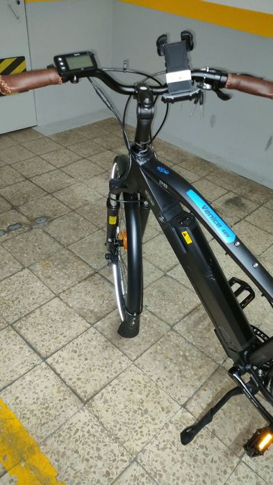 Bicicleta eléctrica com 187 km