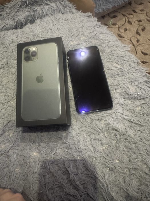 Продам Iphone 11 pro