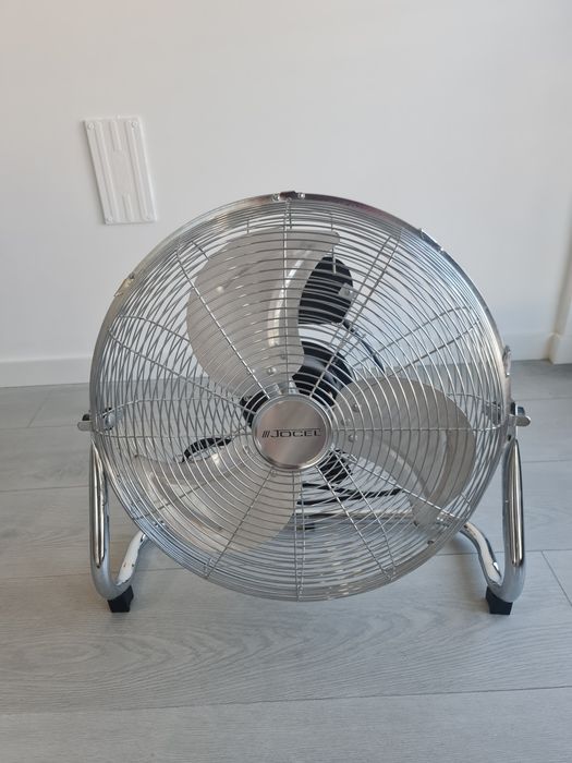 Ventoinha de chão Jocel